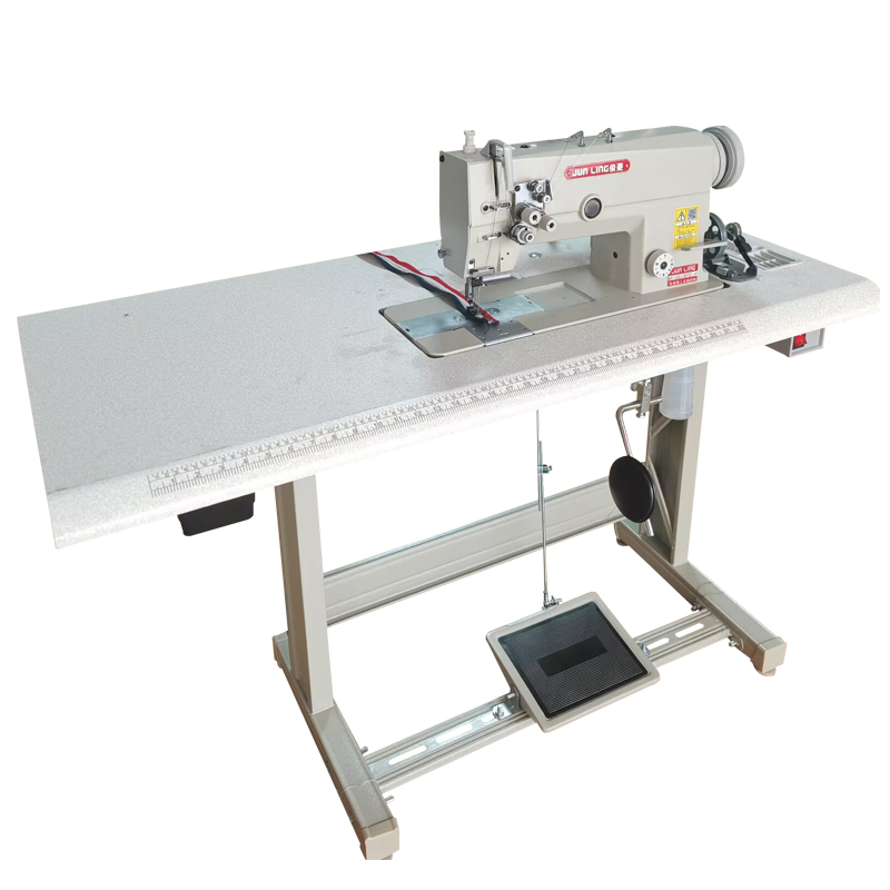 Twin-needle sewing machine model 872